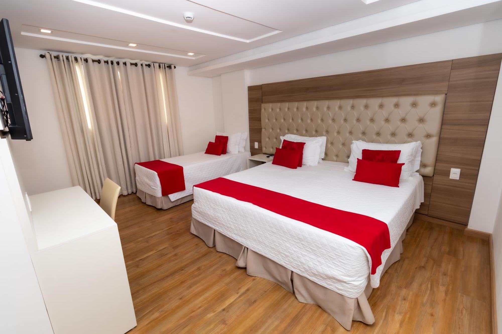 Granlago Hotel Pouso Alegre Exterior photo